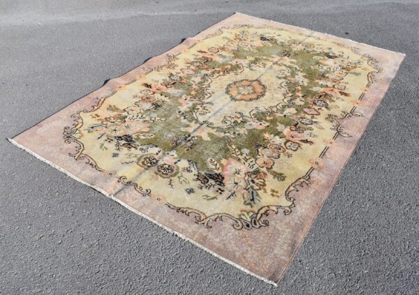 5.5 ft. x 8.4 ft. Vintage Turkish Rug TR99076 Image 1