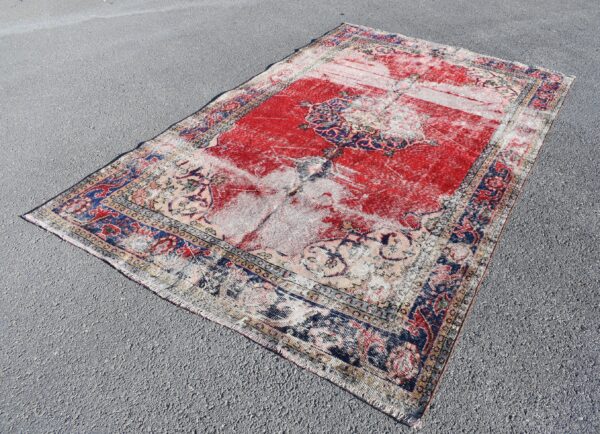 5.6 ft. x 9.3 ft. Vintage Turkish Rug TR99116 Image 1