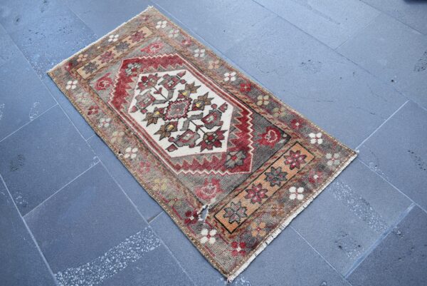 1.8 ft. x 3.7 ft. Vintage Turkish Rug TR99286 Image 2