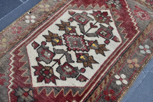 1.8 ft. x 3.7 ft. Vintage Turkish Rug TR99286 Image 5
