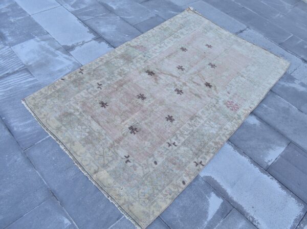 3.5 ft. x 5.6 ft. Vintage Turkish Rug TR99316 Image 1