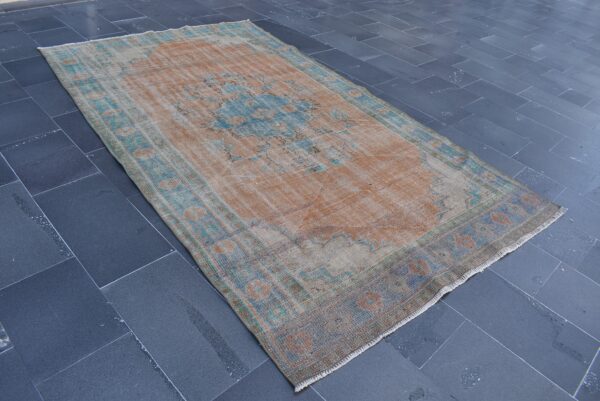5.3 ft. x 9.2 ft. Vintage Turkish Rug TR99396 Image 3
