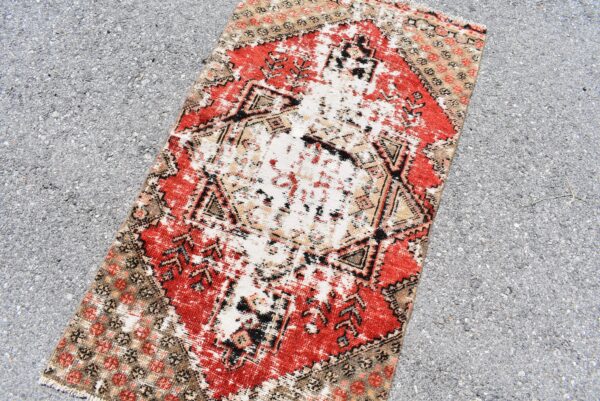 2.7 ft. x 5.1 ft. Vintage Turkish Rug TR99416 Image 5