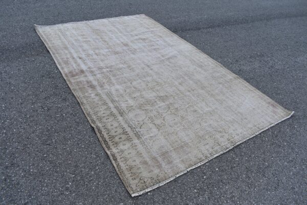 5.3 ft. x 8.3 ft. Vintage Turkish Rug TR99476 Image 3
