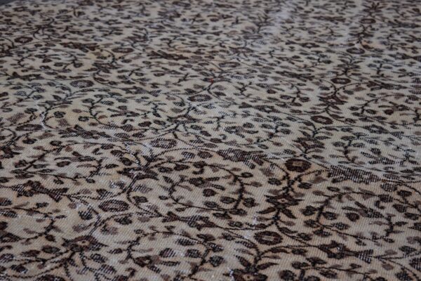 4.9 ft. x 8 ft. Vintage Turkish Rug TR99486 Image 4