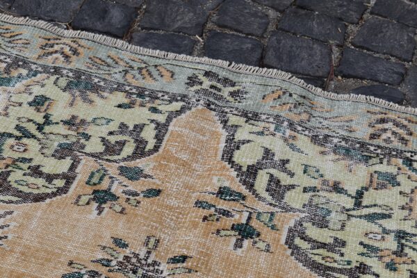 5 ft. x 8.8 ft. Vintage Turkish Rug TR99526 Image 5