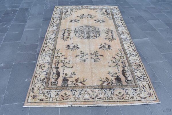 4.7 ft. x 8.2 ft. Vintage Turkish Rug TR99606 Image 2
