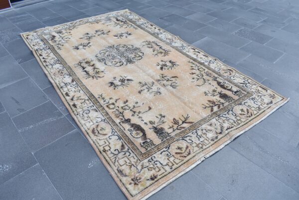 4.7 ft. x 8.2 ft. Vintage Turkish Rug TR99606 Image 3