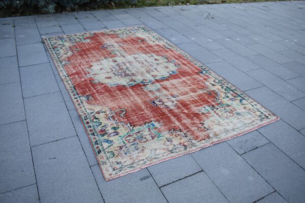 4.7 ft. x 8 ft. Vintage Turkish Rug TR99646 Image 3
