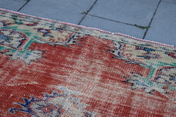 4.7 ft. x 8 ft. Vintage Turkish Rug TR99646 Image 5