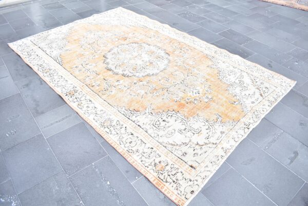 6 ft. x 9 ft. Vintage Turkish Rug TR99776 Image 3