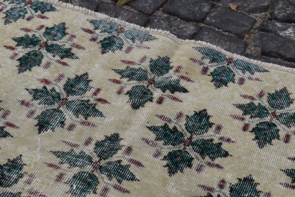 5.5 ft. x 9.3 ft. Vintage Turkish Rug TR99866 Image 5