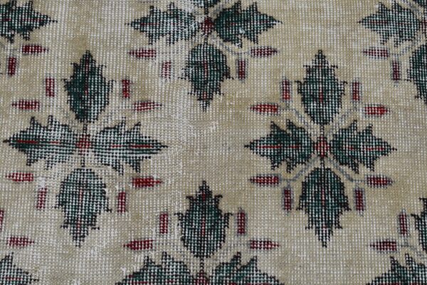 5.5 ft. x 9.3 ft. Vintage Turkish Rug TR99866 Image 6