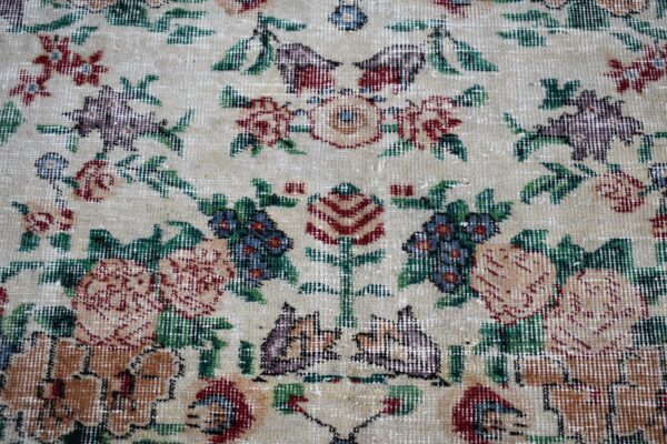 4.7 ft. x 8.2 ft. Vintage Turkish Rug TR99956 Image 5