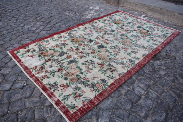 4.7 ft. x 8.2 ft. Vintage Turkish Rug TR99956 Image 1