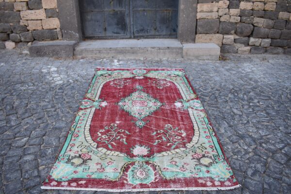 4.7 ft. x 8.1 ft. Vintage Turkish Rug TR99986 Image 2
