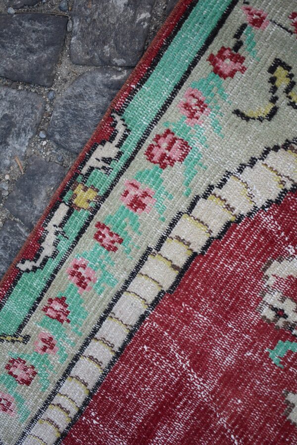 4.7 ft. x 8.1 ft. Vintage Turkish Rug TR99986 Image 6
