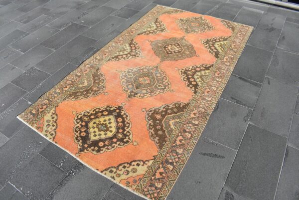 4.5 ft. x 8.1 ft. Vintage Turkish Rug TR99996 Image 1