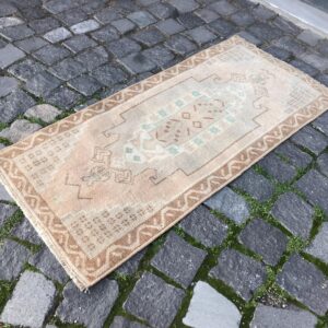 1.5 ft. x 3.3 ft. Vintage Turkish Rug TR20047 Image 1