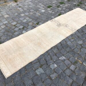 2.3 ft. x 9.2 ft. Vintage Turkish Rug TR20257 Image 1