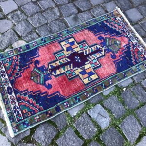 1.5 ft. x 3 ft. Vintage Turkish Rug TR20307 Image 1