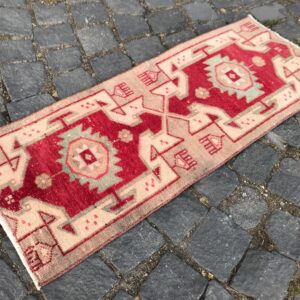 1.1 ft. x 3 ft. Vintage Turkish Rug TR20367 Image 1