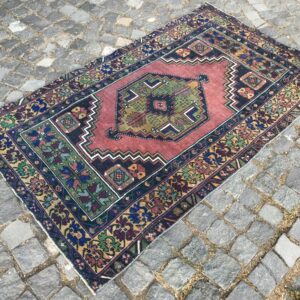 3.4 ft. x 3.8 ft. Vintage Turkish Rug TR20677 Image 1