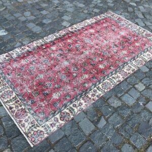 3.4 ft. x 6.7 ft. Vintage Turkish Rug TR20717 Image 1