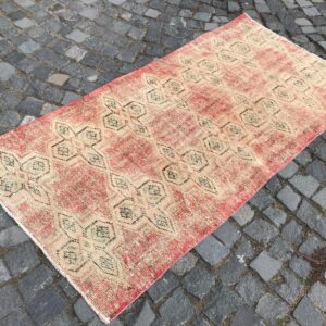 3.1 ft. x 6.2 ft. Vintage Turkish Rug TR20757 Image 1