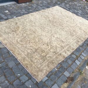 5.9 ft. x 9.2 ft. Vintage Turkish Rug TR20977 Image 1