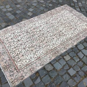 3.4 ft. x 6.6 ft. Vintage Turkish Rug TR21027 Image 1