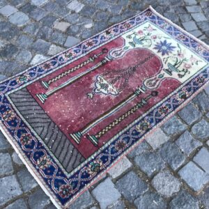 2.4 ft. x 4.1 ft. Vintage Turkish Rug TR21227 Image 1