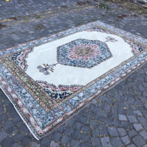 6 ft. x 10.3 ft. Vintage Turkish Rug TR21427 Image 1