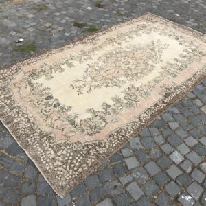 5.5 ft. x 10.5 ft. Vintage Turkish Rug TR21447 Image 1