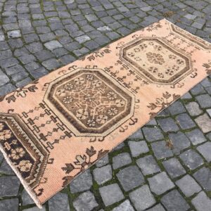 2.3 ft. x 5.6 ft. Vintage Turkish Rug TR21497 Image 1
