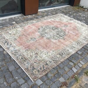 6.6 ft. x 10.2 ft. Vintage Turkish Rug TR21507 Image 1