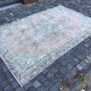5.4 ft. x 8.4 ft. Vintage Turkish Rug TR21657 Image 1