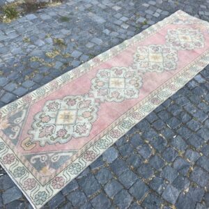 2.8 ft. x 9.3 ft. Vintage Turkish Rug TR21677 Image 1