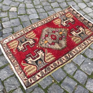1.8 ft. x 3.1 ft. Vintage Turkish Rug TR21817 Image 1