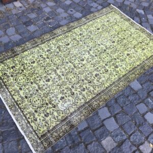 3.5 ft. x 6.2 ft. Vintage Turkish Rug TR21887 Image 1