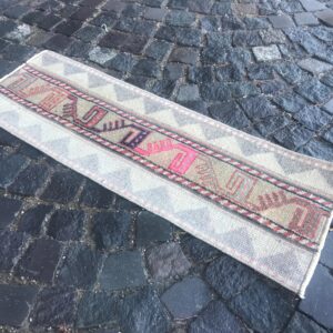 1.3 ft. x 4 ft. Vintage Patchwork Rug TR21964 Image 1