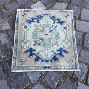 1.4 ft. x 1.5 ft. Vintage Turkish Rug TR22007 Image 1