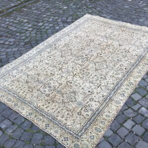 6.7 ft. x 10.3 ft. Vintage Turkish Rug TR22307 Image 1