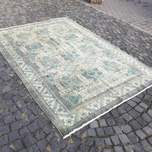 6.7 ft. x 9.7 ft. Vintage Turkish Rug TR22317 Image 1