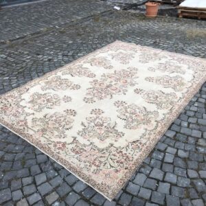 7.4 ft. x 10.7 ft. Vintage Turkish Rug TR22347 Image 1