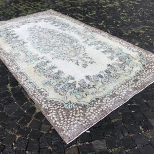 5.8 ft. x 10.5 ft. Vintage Turkish Rug TR22357 Image 1