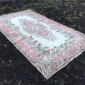 5.3 ft. x 9.1 ft. Vintage Turkish Rug TR22367 Image 1