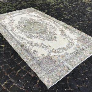 5.2 ft. x 8.4 ft. Vintage Turkish Rug TR22377 Image 1