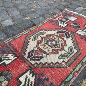 1.4 ft. x 3 ft. Vintage Turkish Rug TR22517 Image 1