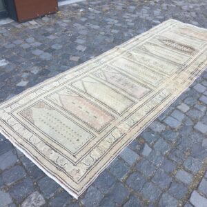 3.2 ft. x 9.4 ft. Vintage Turkish Rug TR22657 Image 1